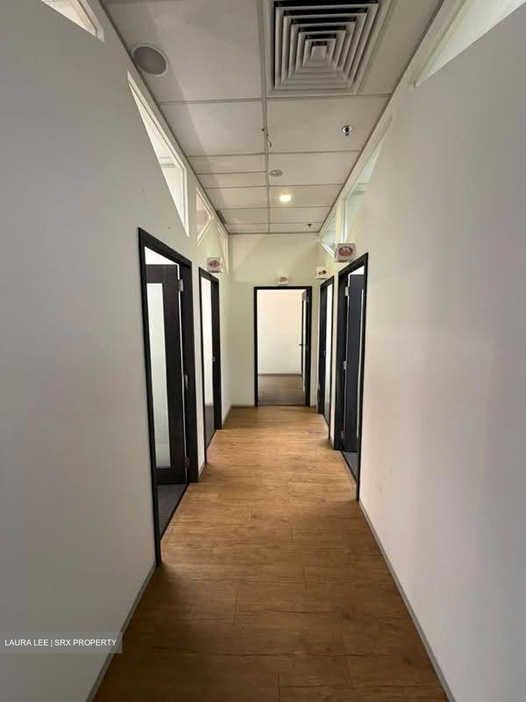 Dapenso Building (D1), Office #618122061